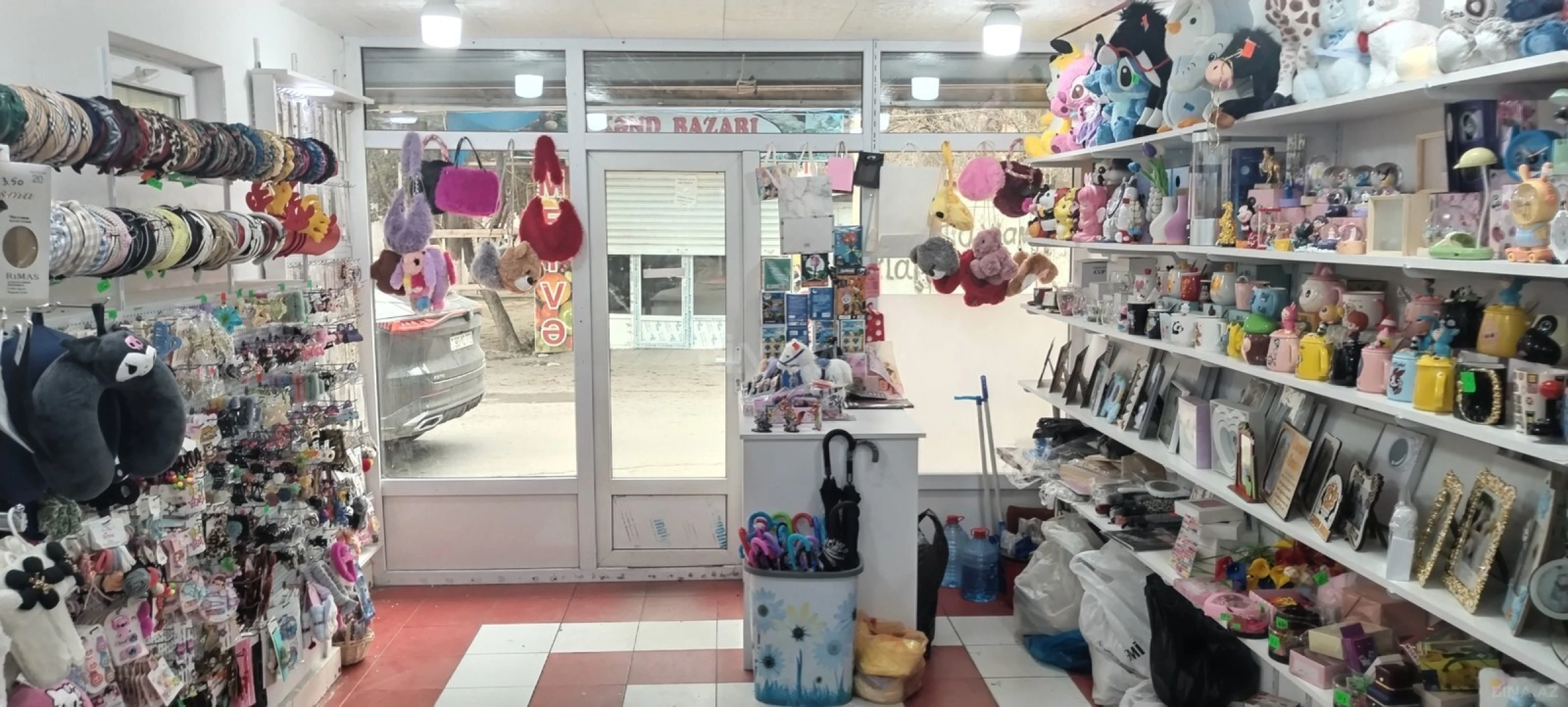 Satılır obyekt 24 m²