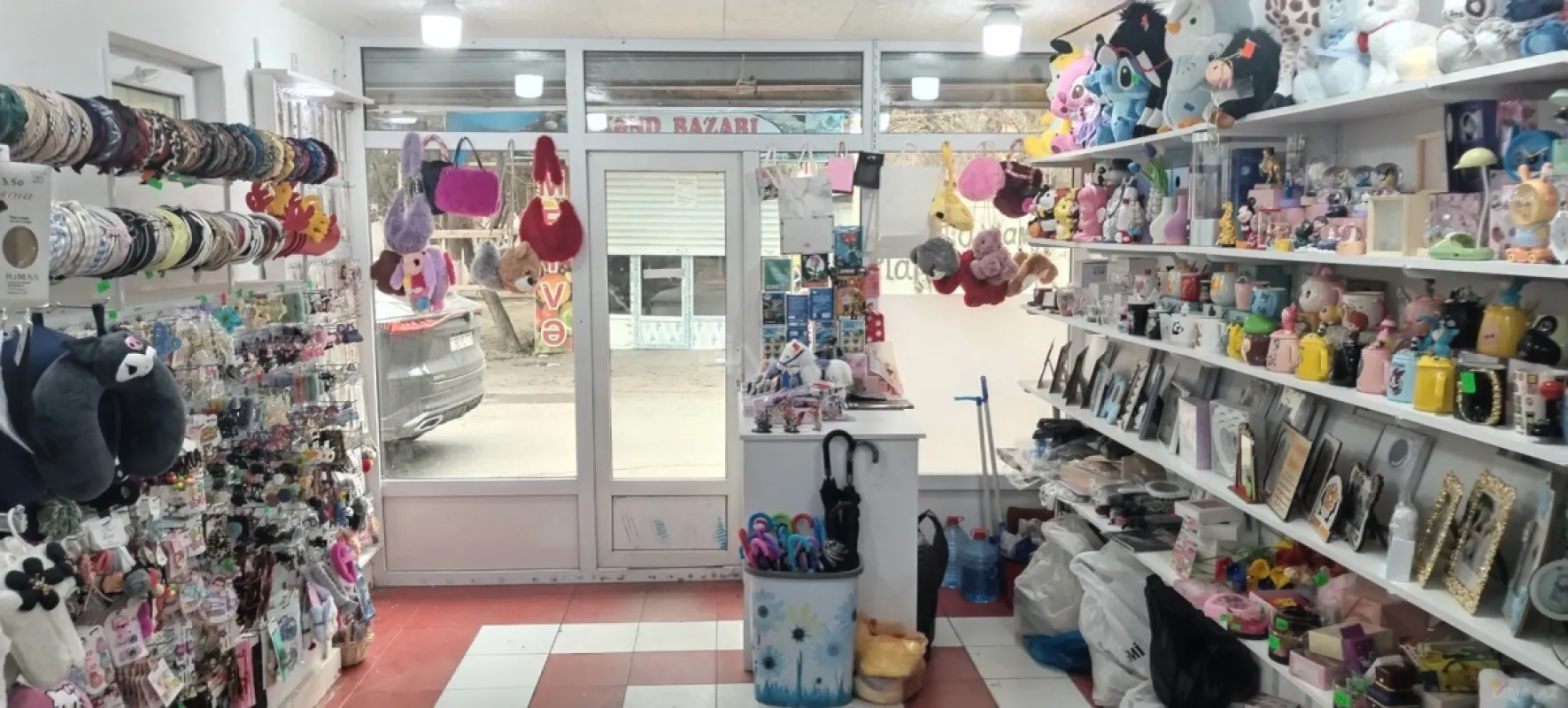 Satılır obyekt 24 m²