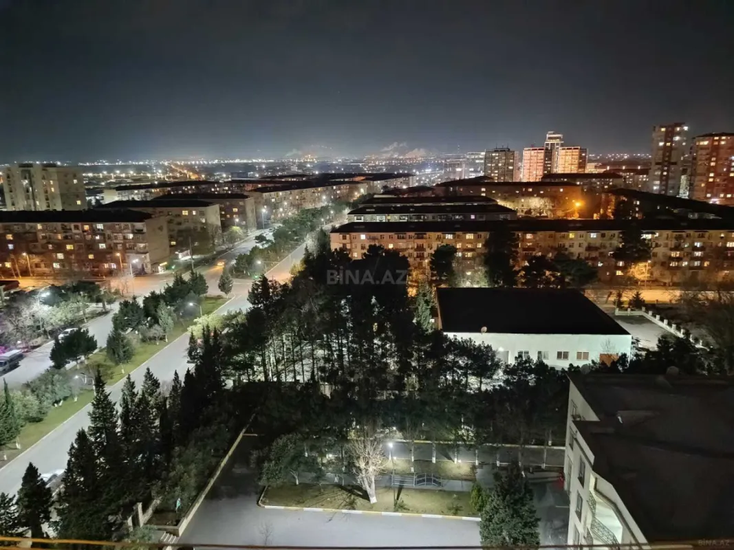 Satılır 4 otaqlı mənzil 151 m²