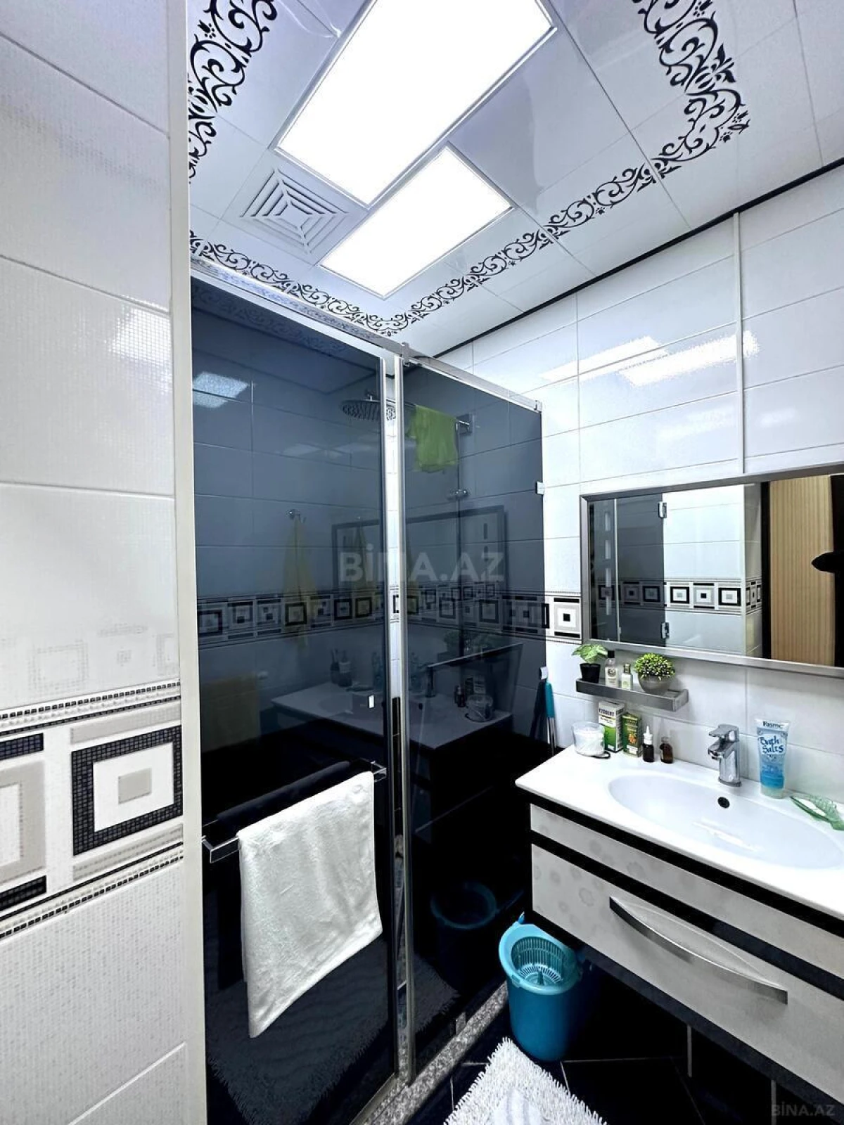 Satılır 3 otaqlı mənzil 106 m²