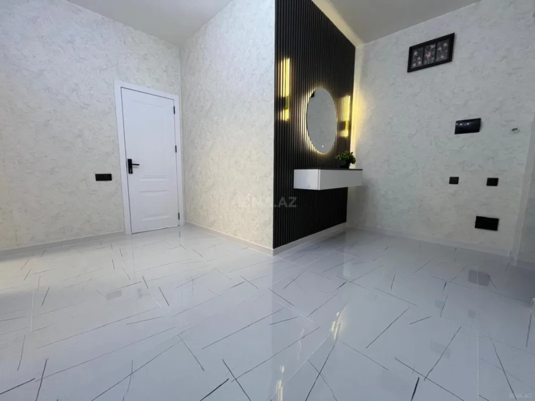 Satılır 2 otaqlı mənzil 65 m²
