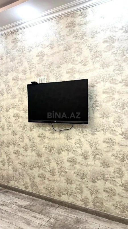 Kirayə verilir 2 otaqlı mənzil 72 m²