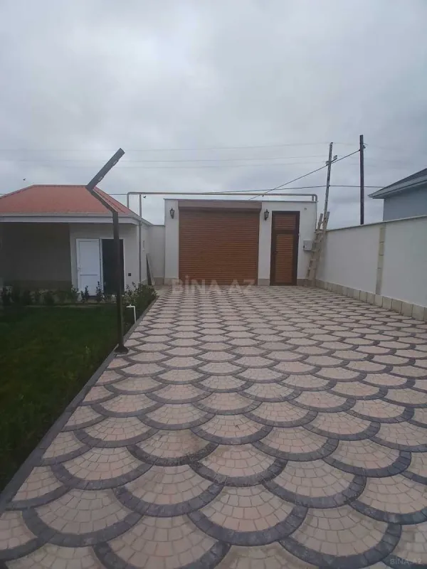 Satılır 4 otaqlı həyət evi 145 m²