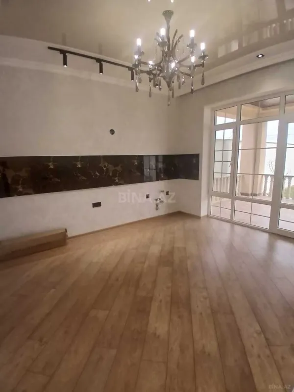 Satılır 4 otaqlı həyət evi 145 m²