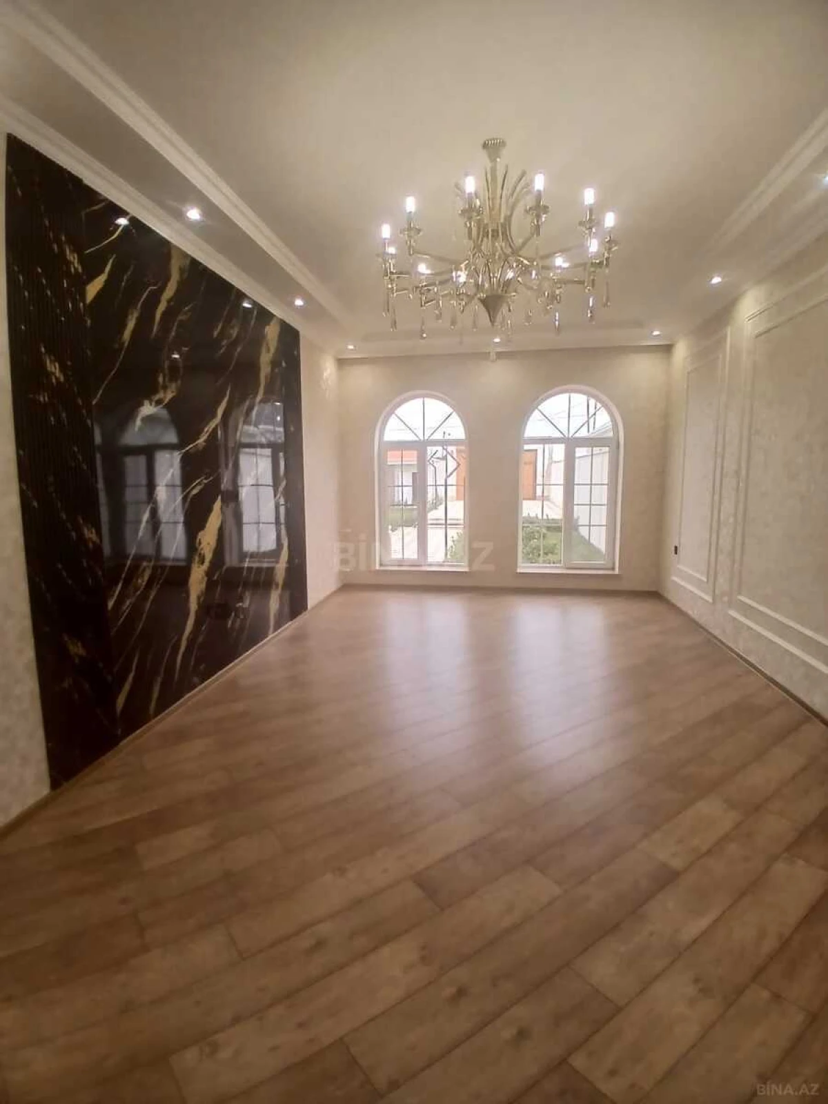 Satılır 4 otaqlı həyət evi 145 m²