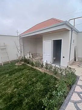 Satılır 4 otaqlı həyət evi 145 m²