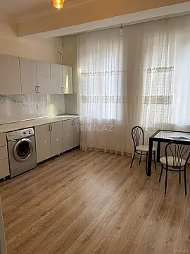 Kirayə verilir 3 otaqlı ofis 130 m²