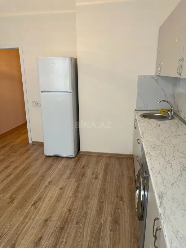 Kirayə verilir 3 otaqlı ofis 130 m²