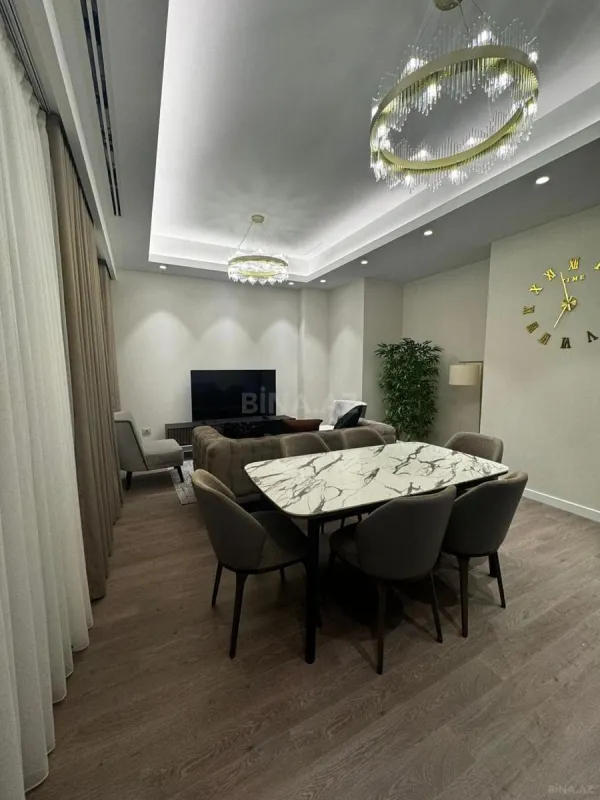 Kirayə verilir 2 otaqlı mənzil 92 m²