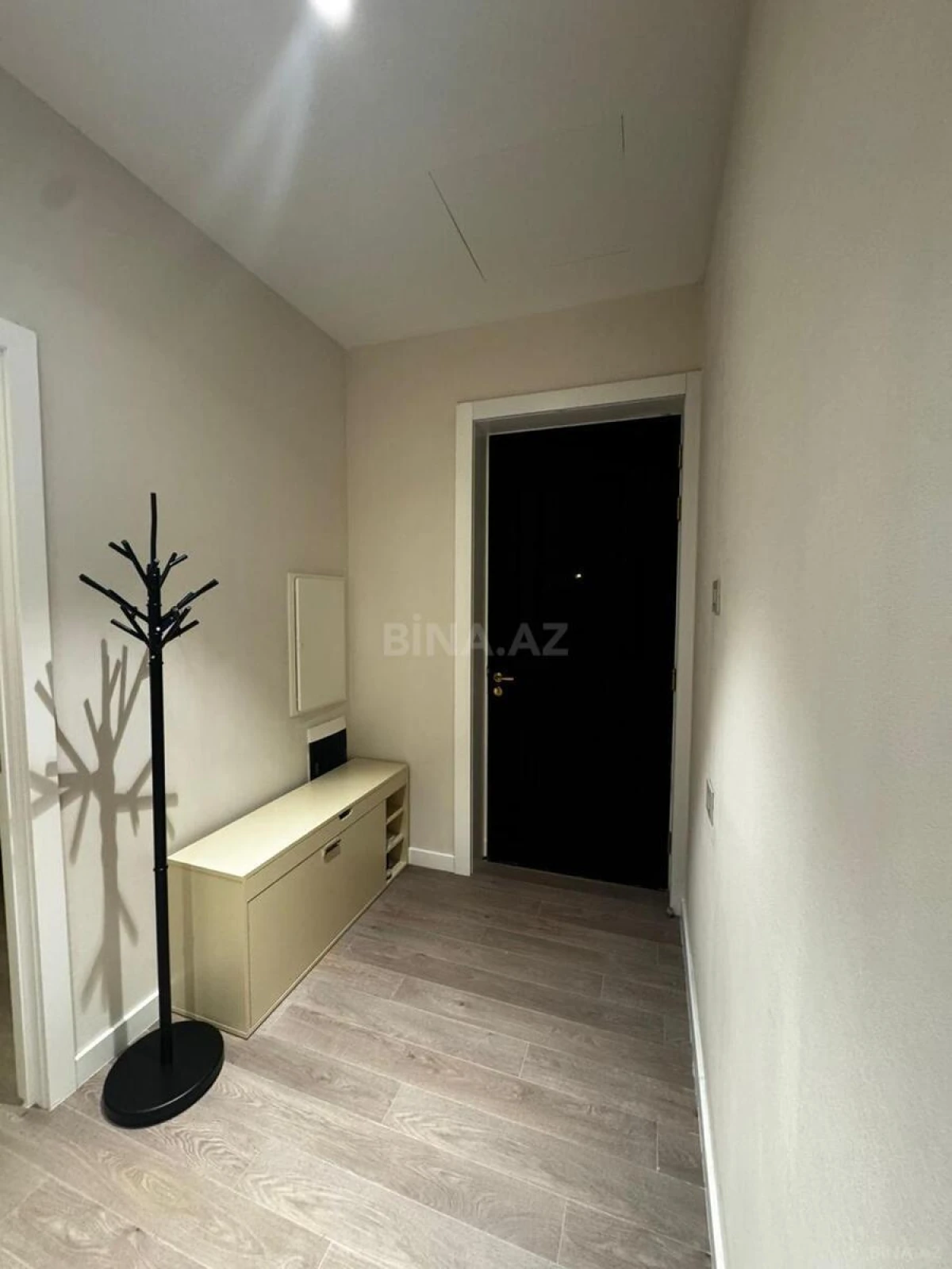 Kirayə verilir 2 otaqlı mənzil 92 m²