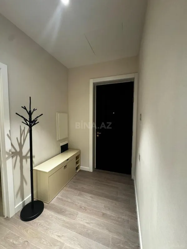 Kirayə verilir 2 otaqlı mənzil 92 m²