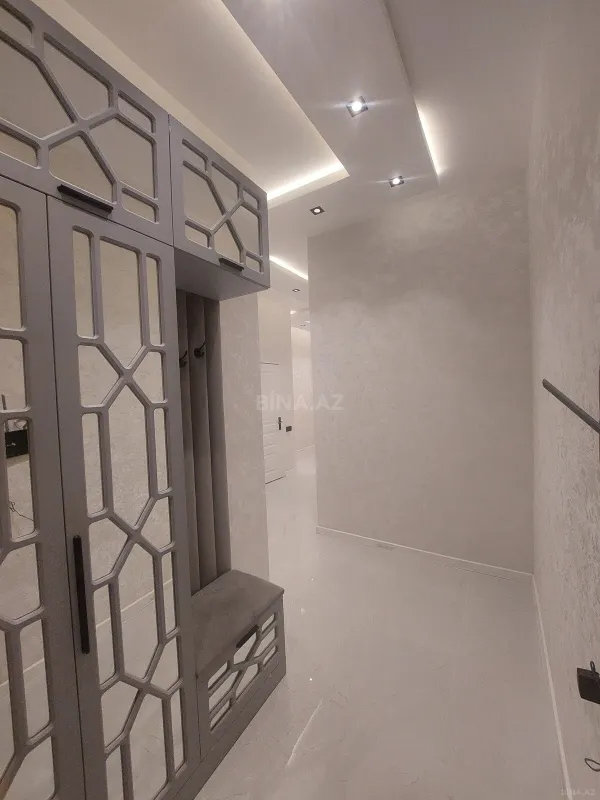 Kirayə verilir 2 otaqlı mənzil 85 m²