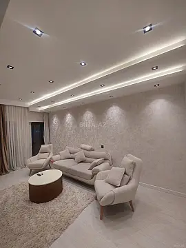 Kirayə verilir 2 otaqlı mənzil 85 m²