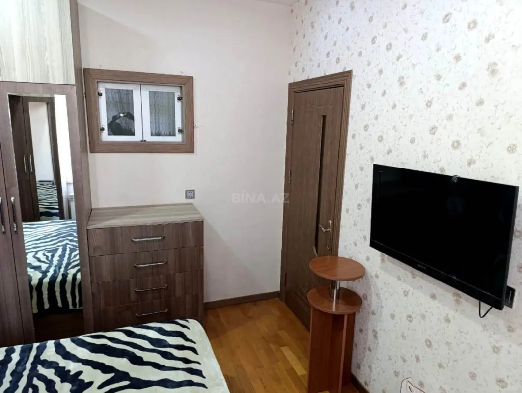 Satılır 2 otaqlı mənzil 60 m²