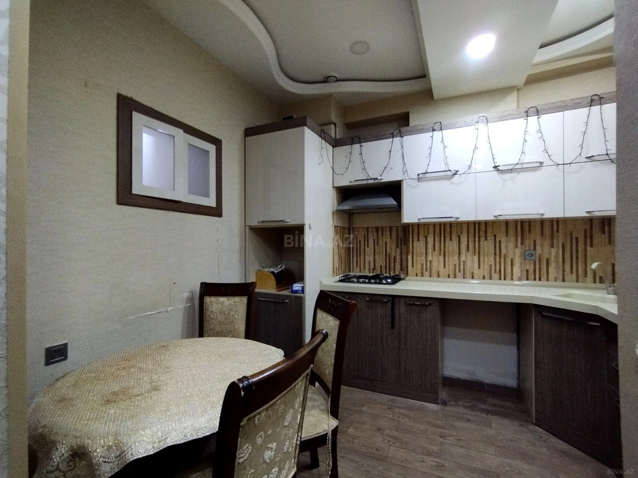 Satılır 2 otaqlı mənzil 60 m²