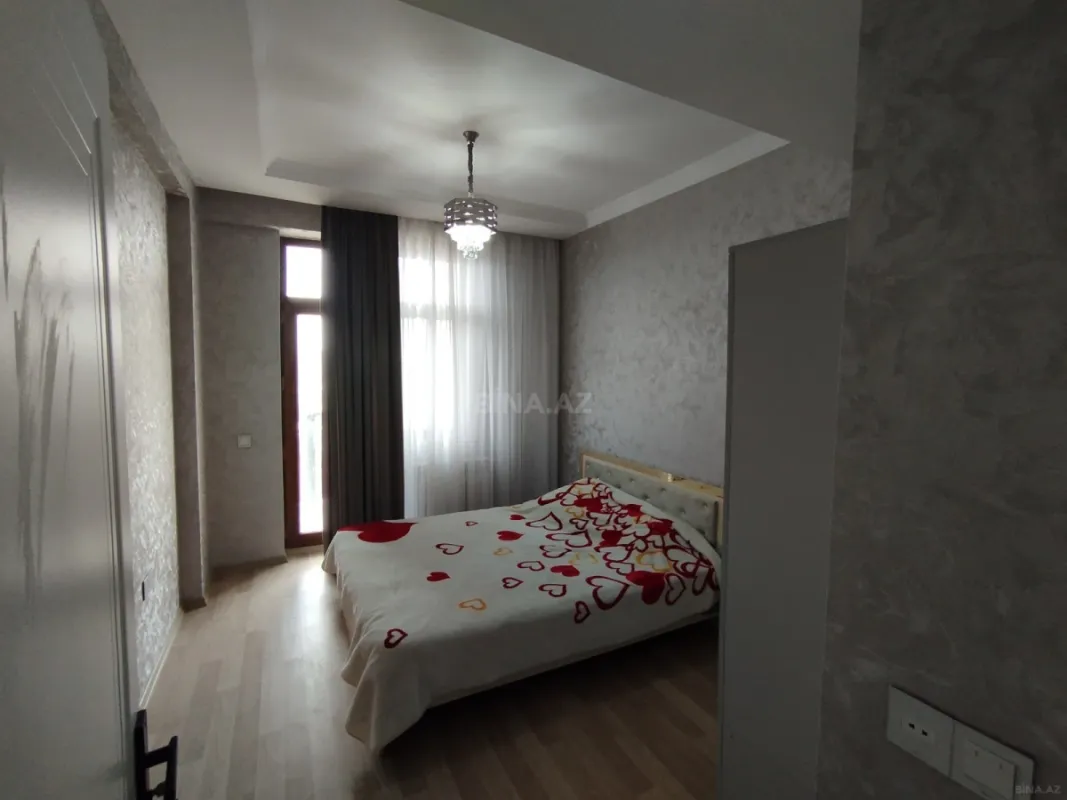 Satılır 2 otaqlı mənzil 62 m²