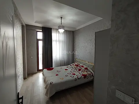 Satılır 2 otaqlı mənzil 62 m²
