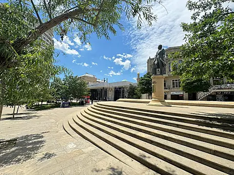 Kirayə verilir obyekt 50 m² — Bakı, Nizami 50.00 m²