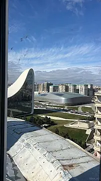 Satılır 2 otaqlı mənzil 68 m²