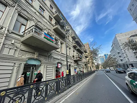 Kirayə verilir 2 otaqlı ofis 60 m² — Bakı, Sahil qəs. 2 otaq 60.00 m²