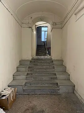 Kirayə verilir 2 otaqlı ofis 60 m²