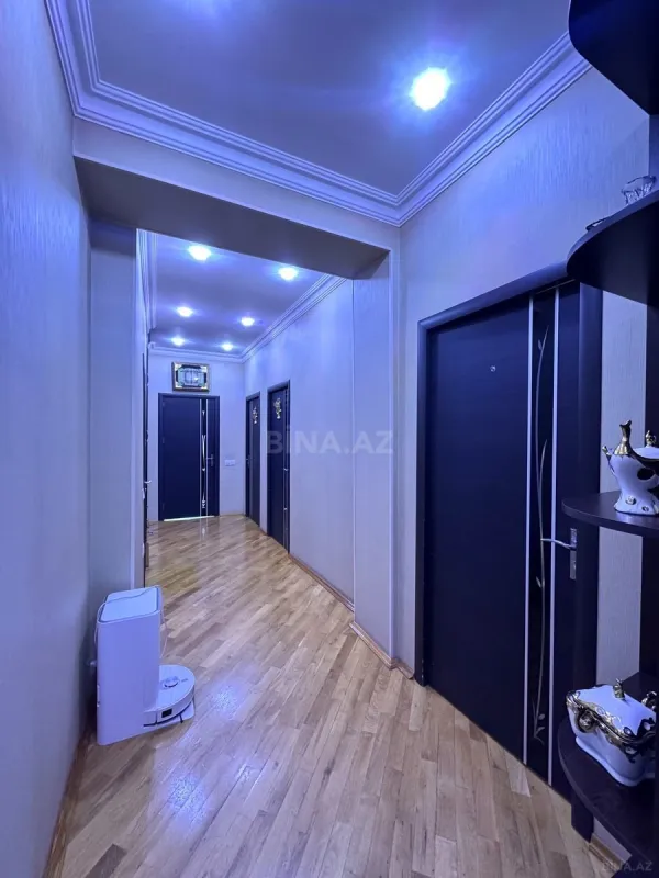 Satılır 3 otaqlı mənzil 93 m²
