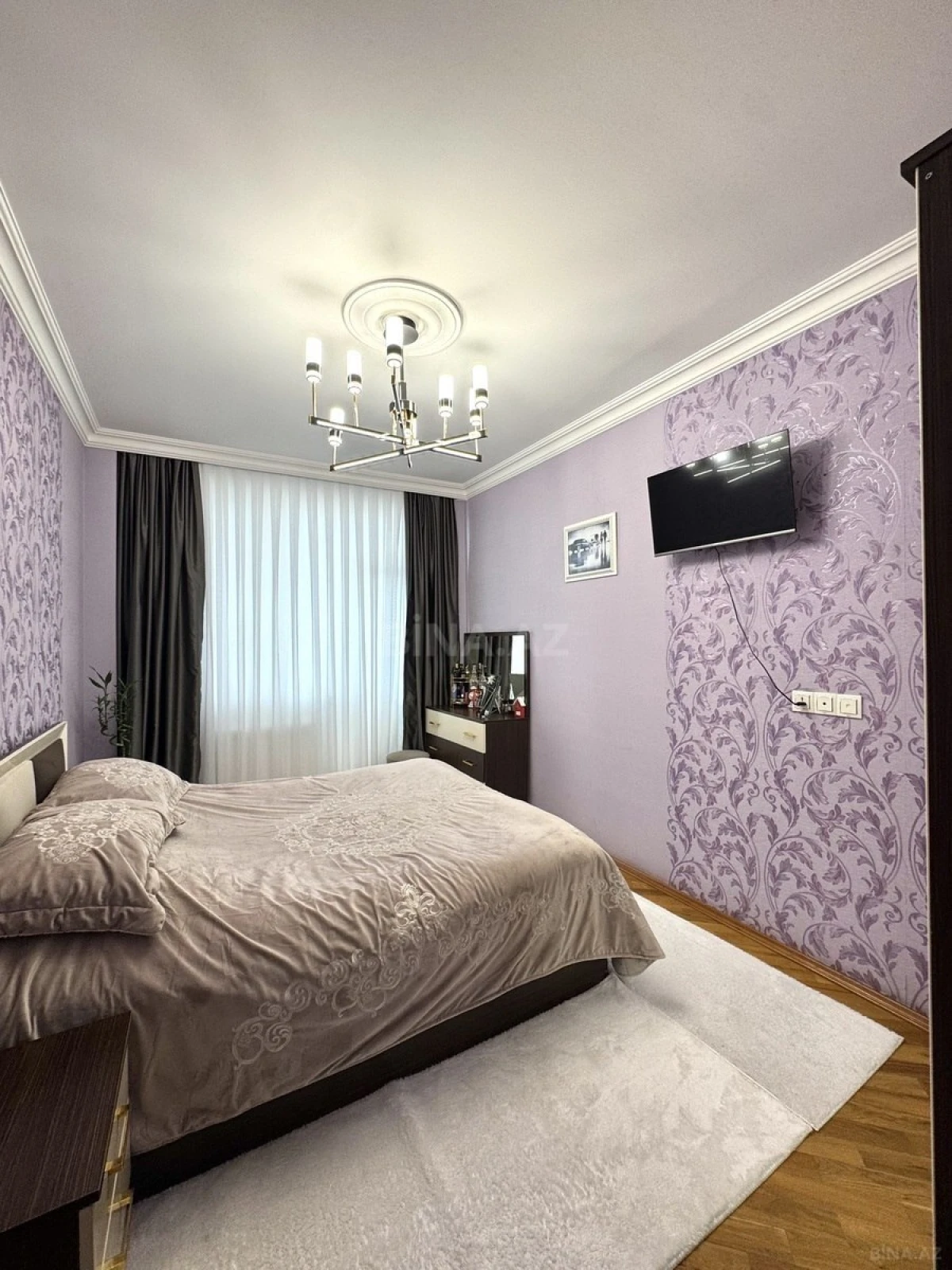 Satılır 3 otaqlı mənzil 93 m²