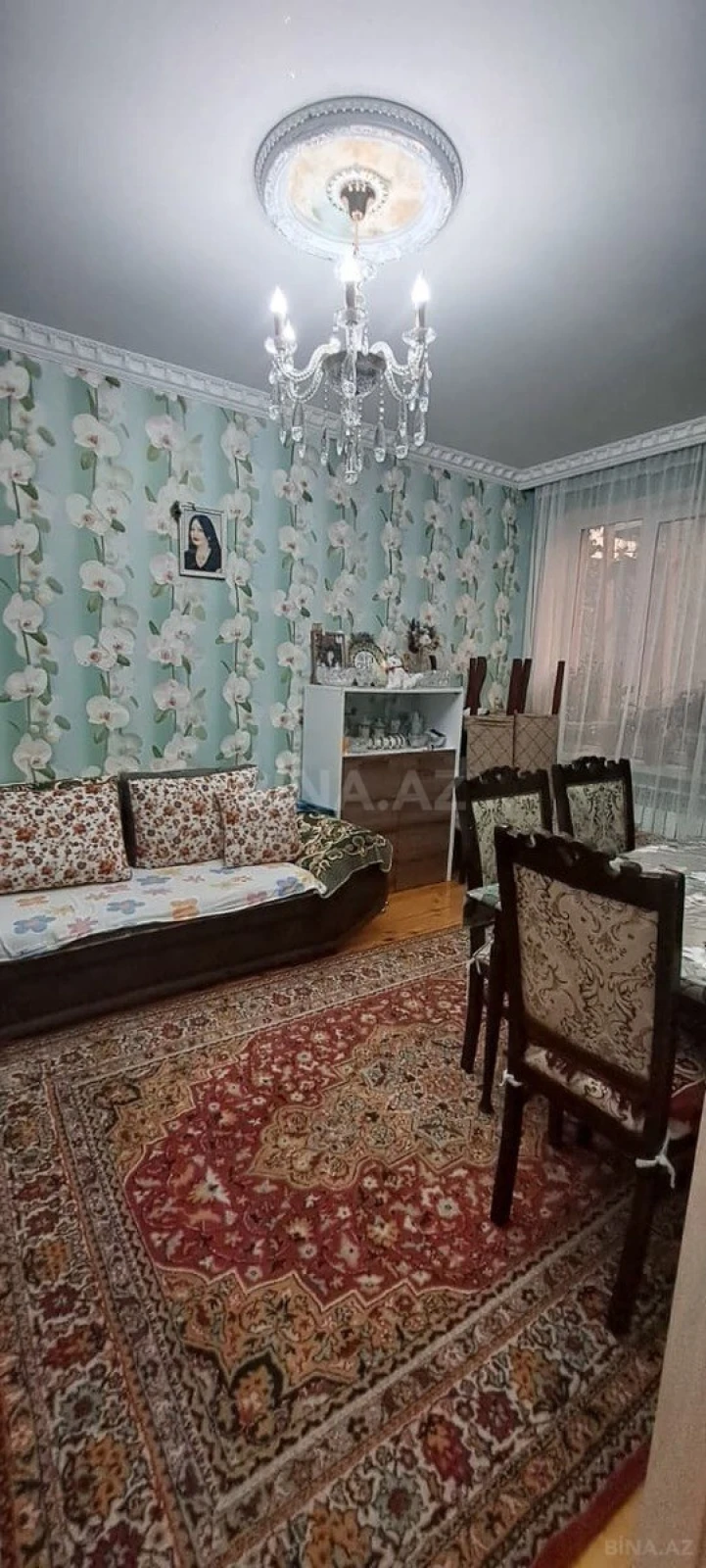 Satılır 5 otaqlı həyət evi 200 m²