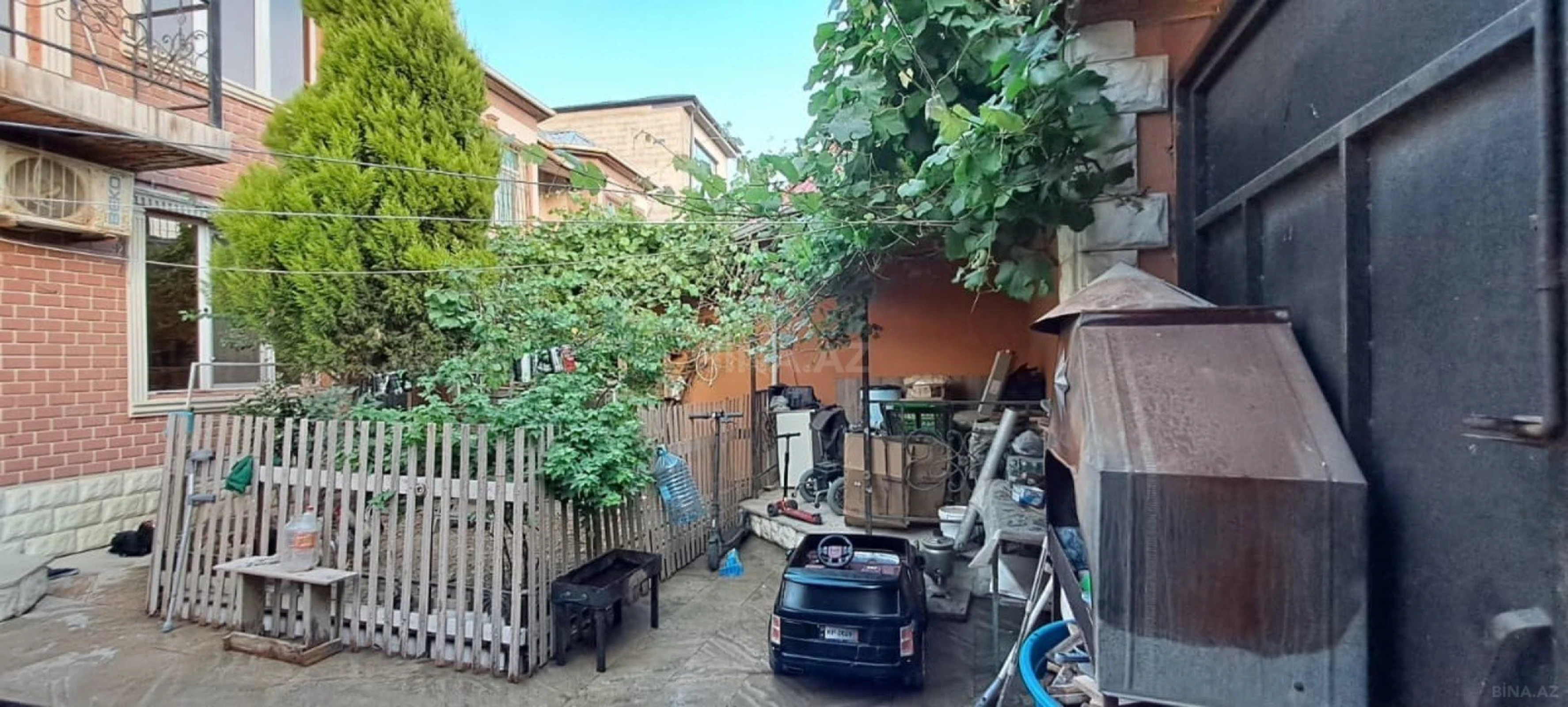 Satılır 5 otaqlı həyət evi 200 m²