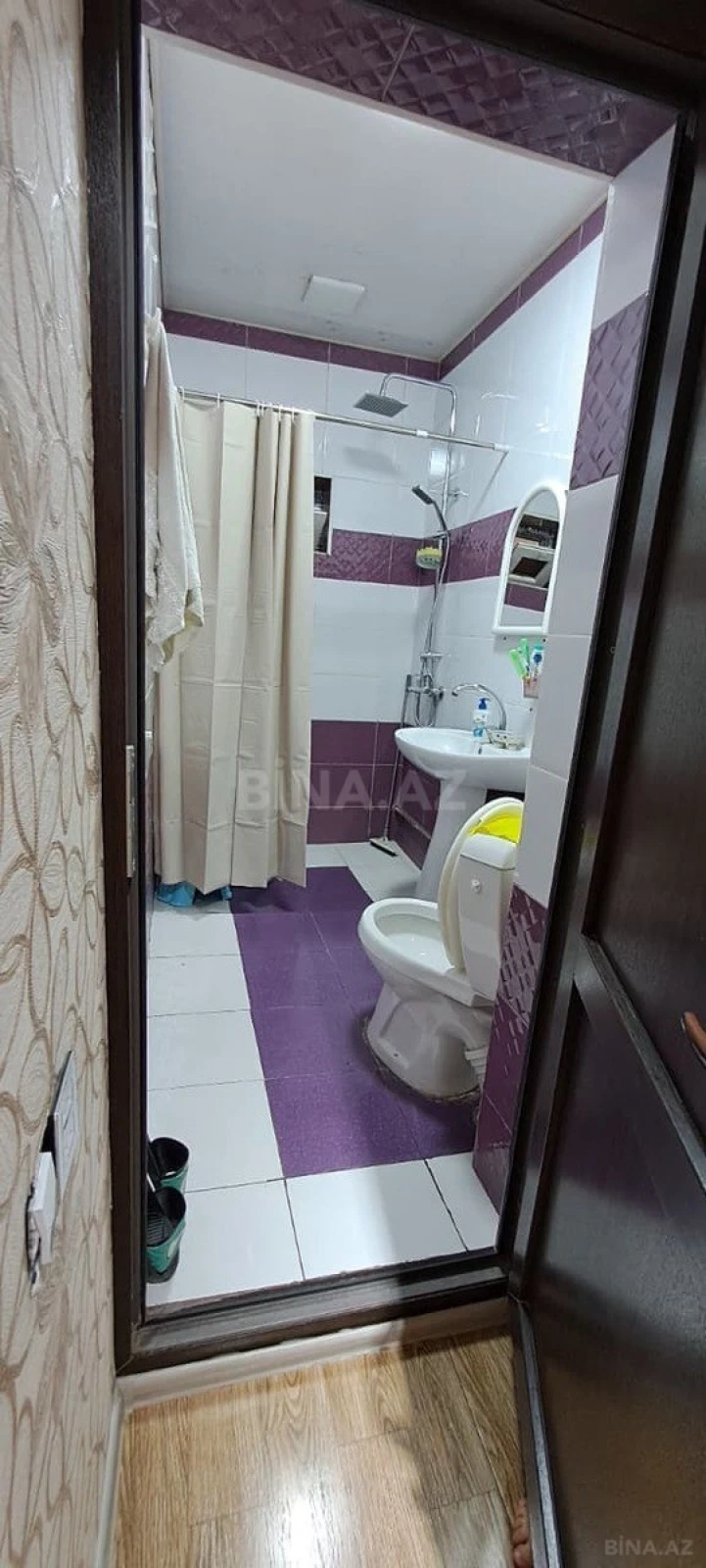 Satılır 5 otaqlı həyət evi 200 m²