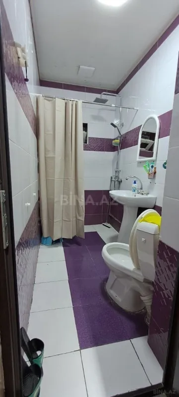 Satılır 5 otaqlı həyət evi 200 m²