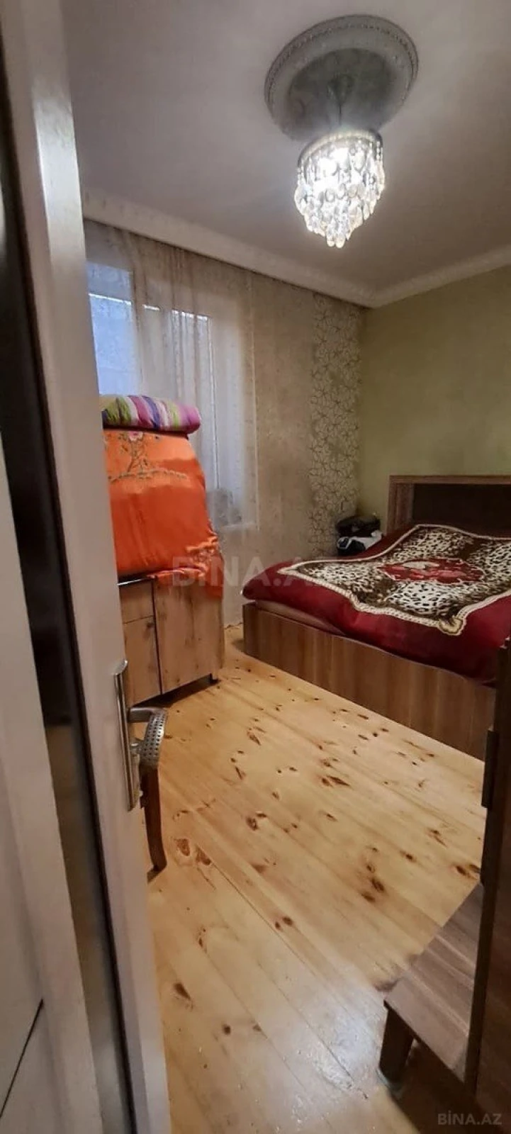 Satılır 5 otaqlı həyət evi 200 m²