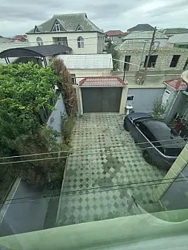 Satılır 5 otaqlı həyət evi 220 m²