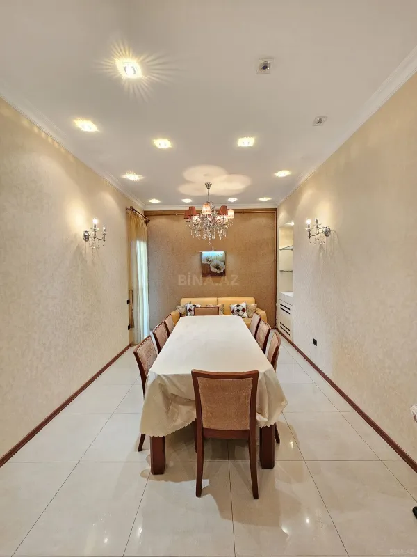 Kirayə verilir 3 otaqlı mənzil 180 m²