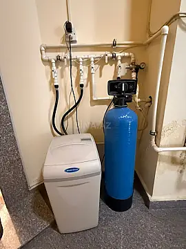 Satılır 4 otaqlı mənzil 235 m²