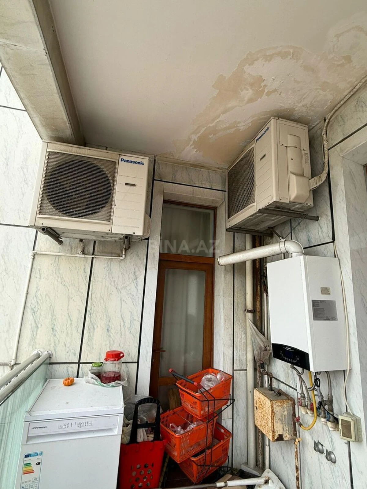 Satılır 4 otaqlı mənzil 235 m²