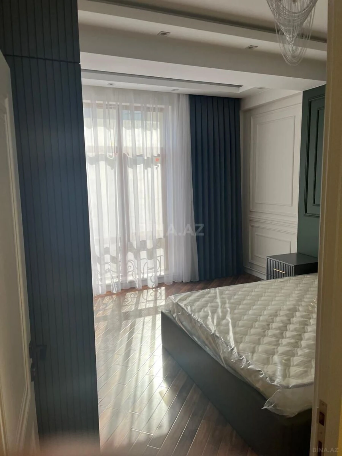 Kirayə verilir 2 otaqlı mənzil 61 m²