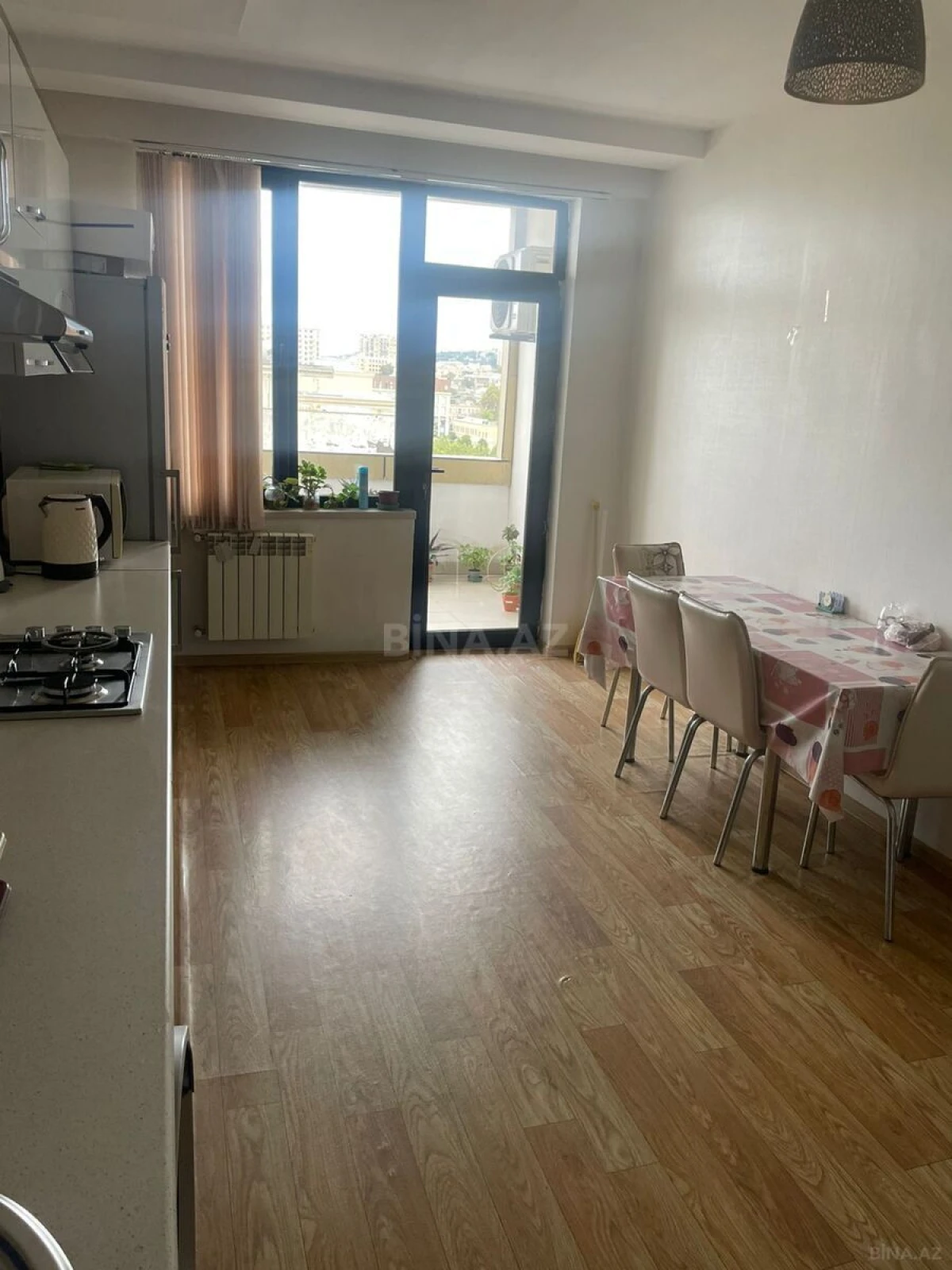 Kirayə verilir 3 otaqlı ofis 150 m²