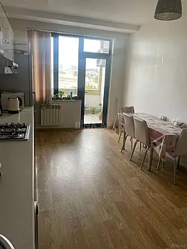 Kirayə verilir 3 otaqlı ofis 150 m²