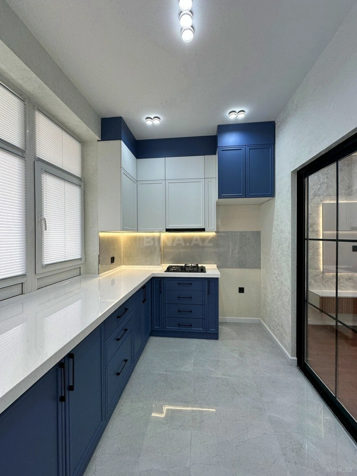 Satılır 3 otaqlı mənzil 97 m²