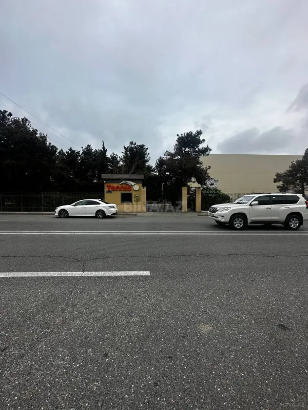 Satılır obyekt 50 m²