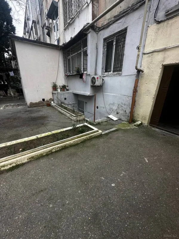 Satılır obyekt 50 m²