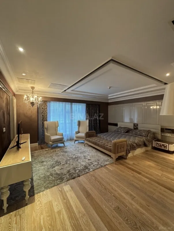 Kirayə verilir 3 otaqlı mənzil 190 m²