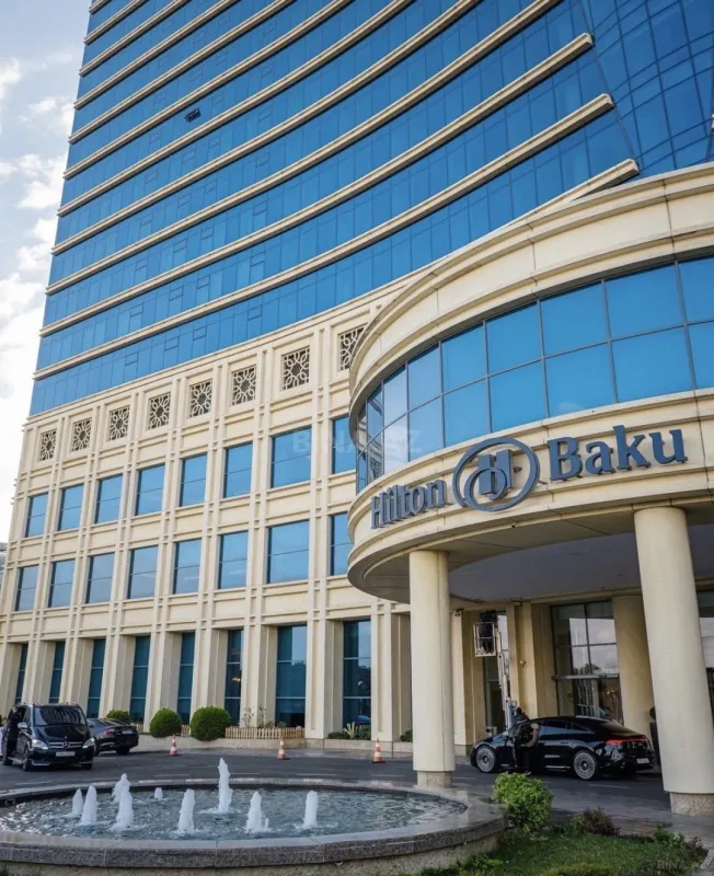 Kirayə verilir 3 otaqlı mənzil 190 m²