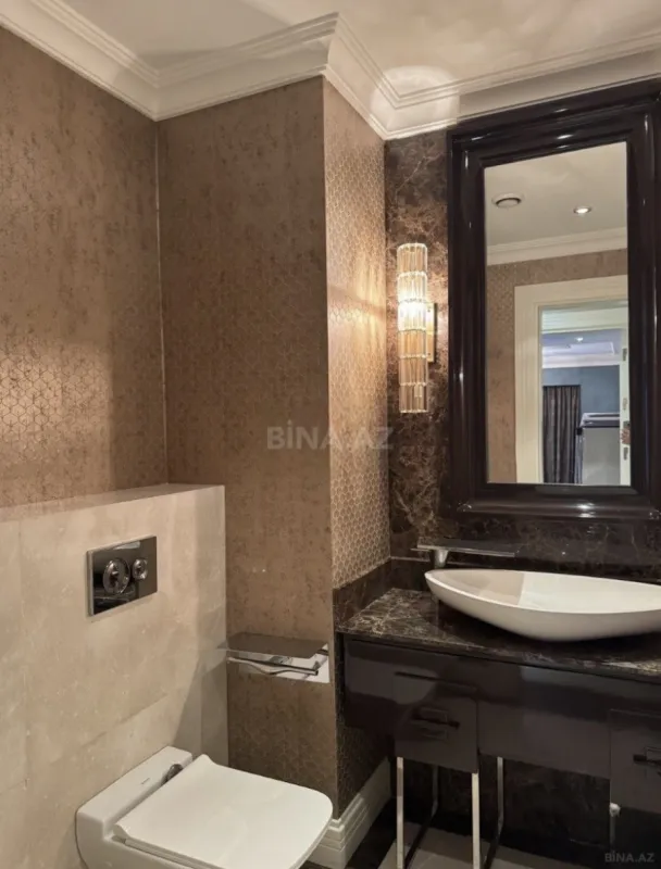 Kirayə verilir 3 otaqlı mənzil 190 m²