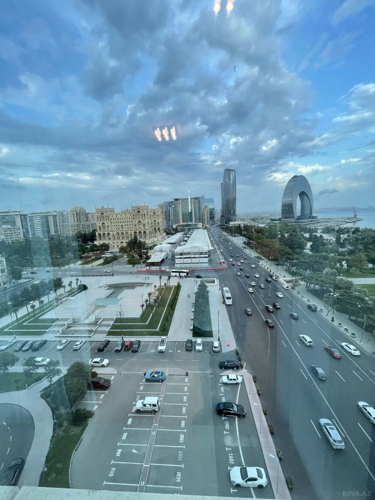 Kirayə verilir 3 otaqlı mənzil 190 m²