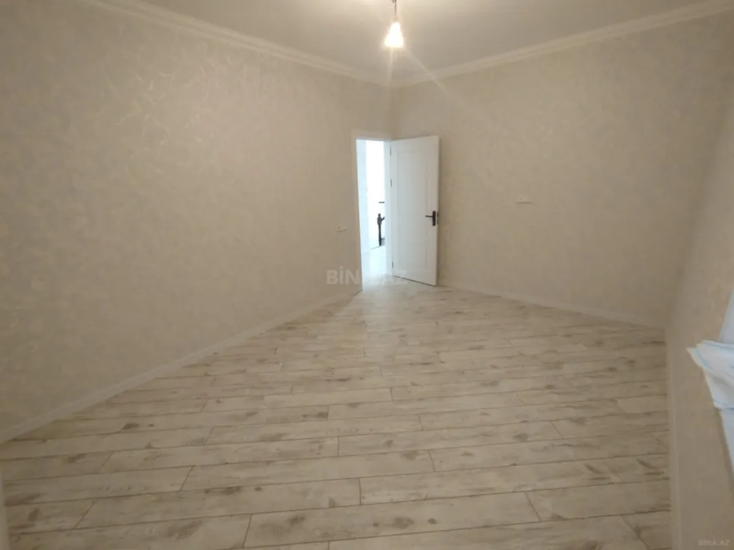 Satılır 5 otaqlı həyət evi 160 m²