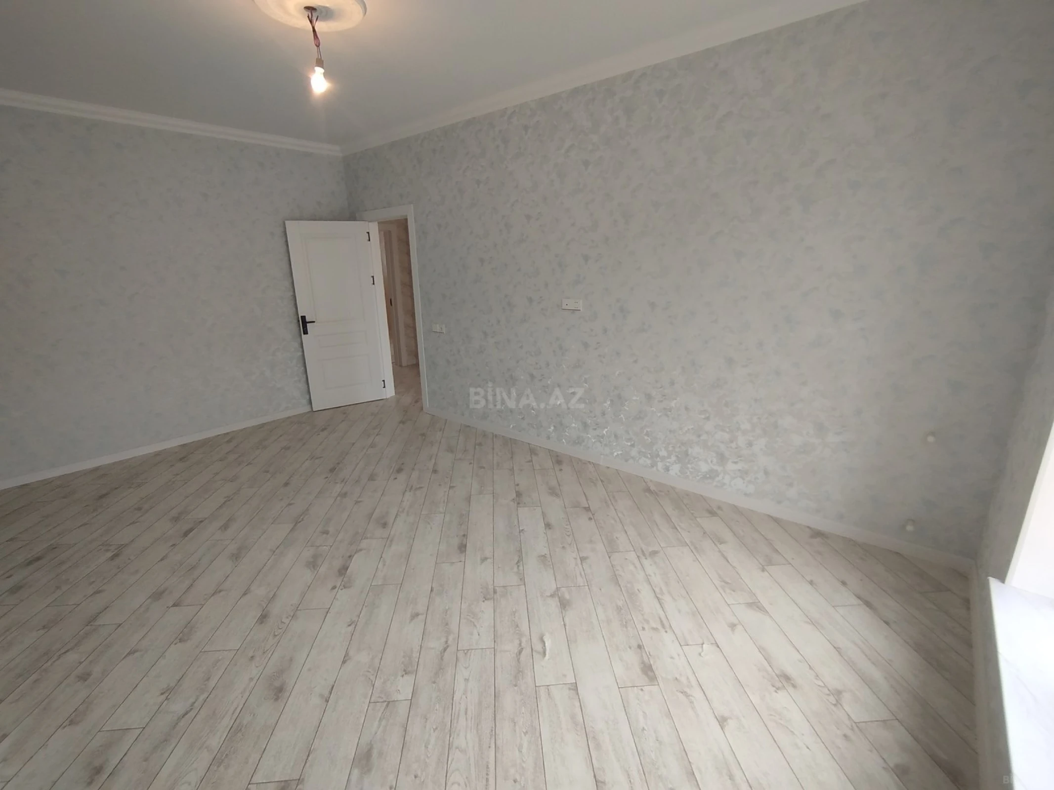 Satılır 5 otaqlı həyət evi 160 m²