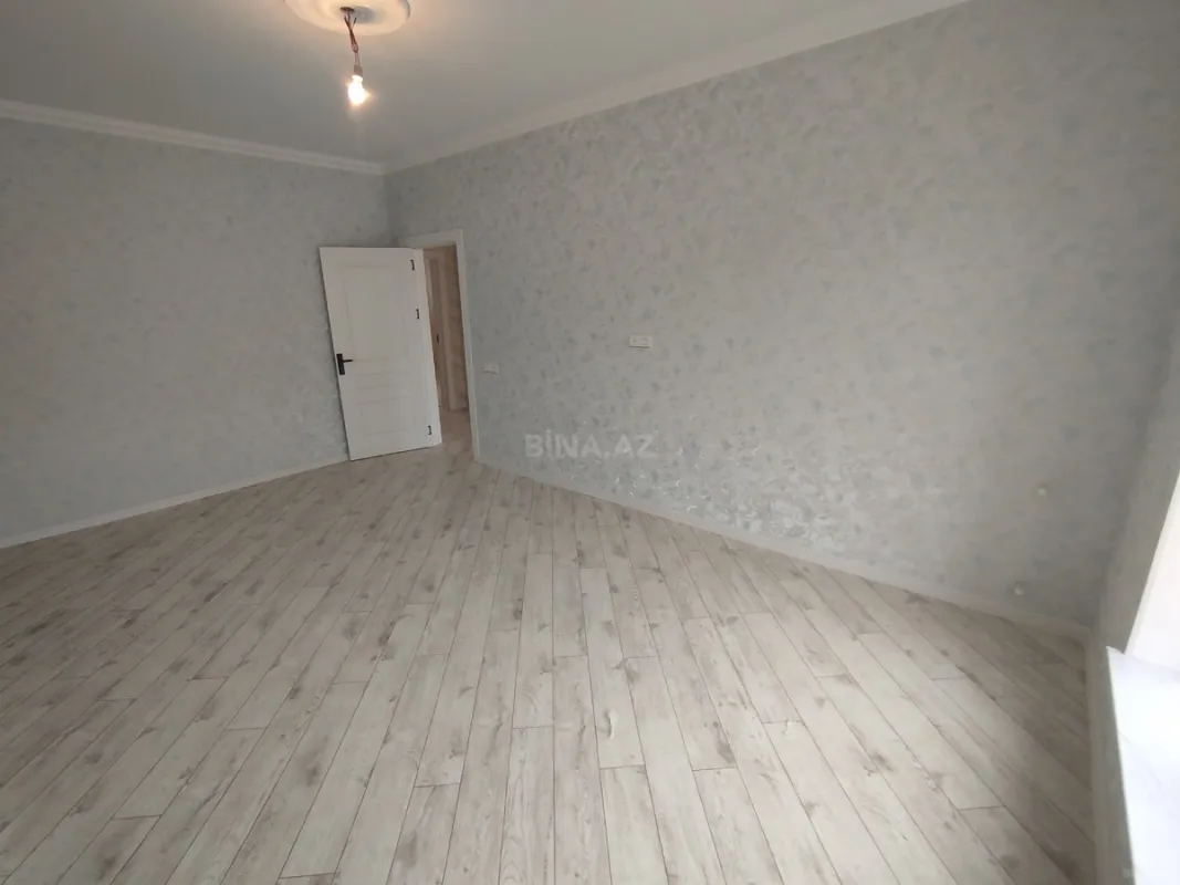 Satılır 5 otaqlı həyət evi 160 m²