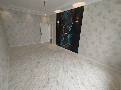 Satılır 5 otaqlı həyət evi 160 m²